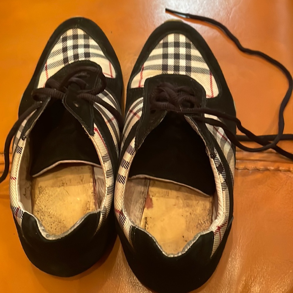 Burberry shoes